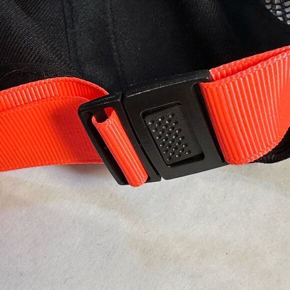 Strong by Zumba Hat - One size - Black - adjustable back - Picture 8 of 8